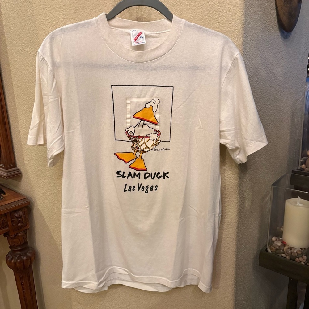 Vintage JERZEES Slam Duck Las Vegas Graphic White T-Shirt Size XL-Fits Small